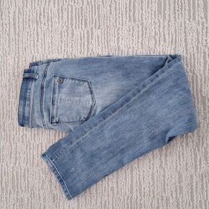 [6] Democracy jeans